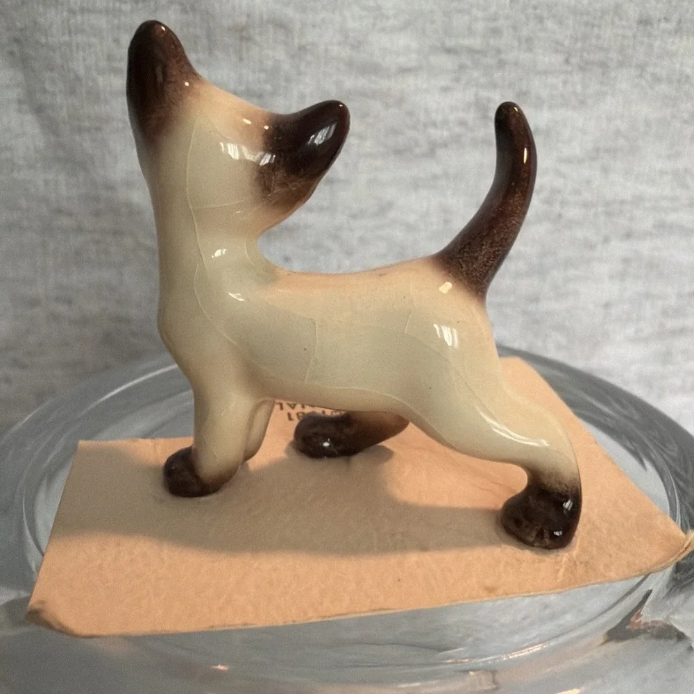 Hagen-Renaker Standing Siamese Cat Tiny Kitten figurine Vintage 1981 Retired